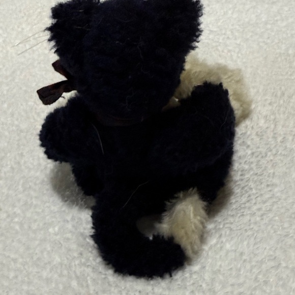 Boyds Bears Plush with Black and Cream Fur Cat - Picture 2 of 5
